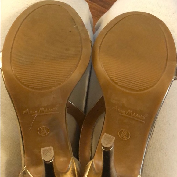 Champagne Heels - Picture 3 of 5